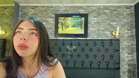 Nucita couple online show from July 22, 2026, 7:27 pm