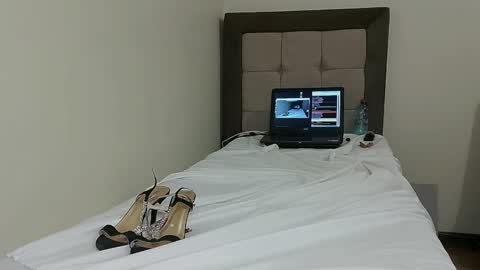 Snapshot of nudefucker69 chatting on September 16, 2025, 2:12 am nude fucker 69 online show from September 16, 2025, 2:12 am