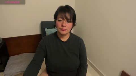 nuit_rose online show from January 16, 2025, 1:58 am