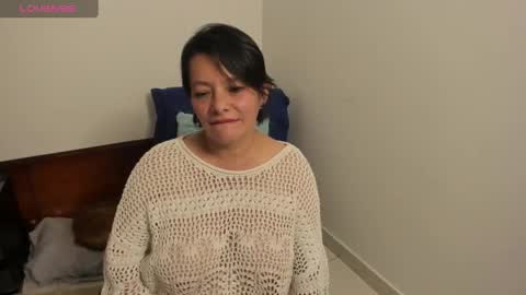 nuit_rose online show from February 14, 2025, 5:19 am