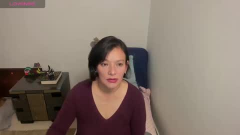 nuit_rose online show from September 19, 2025, 1:51 am