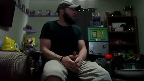 Snapshot of number1dad_ chatting on November 1, 2025, 8:11 pm Awwwww Hey Sweetie Pies. Welcome To The Sweetie Pie Lounge. Enjoy The Dad-Cast. SweetCorny Fun-loving Dad Talk. online show from November 1, 2025, 8:11 pm