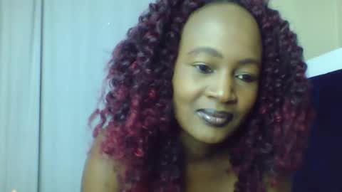 nutgal online show from December 5, 2025, 8:01 am