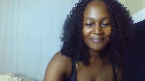 Snapshot of nutgal_ chatting on February 12, 2026, 11:33 pm nutgal online show from February 12, 2026, 11:33 pm