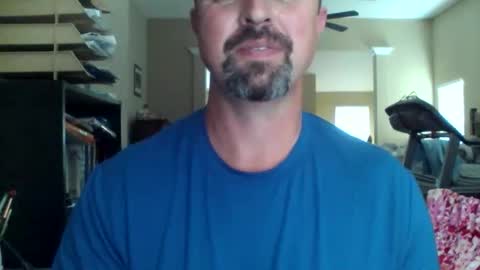 nvrenuff1979 online show from April 29, 2026, 6:58 pm