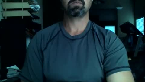 nvrenuff1979 online show from May 25, 2026, 10:54 am