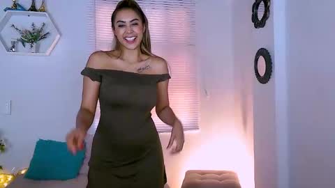 Snapshot of nycole_1988 chatting on February 5, 2025, 5:31 pm Nycole online show from February 5, 2025, 5:31 pm