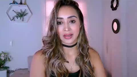 Snapshot of nycole_1988 chatting on February 13, 2025, 8:34 pm Nycole online show from February 13, 2025, 8:34 pm