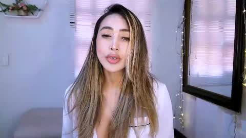 Snapshot of nycole_1988 chatting on September 12, 2025, 4:18 pm Nycole online show from September 12, 2025, 4:18 pm