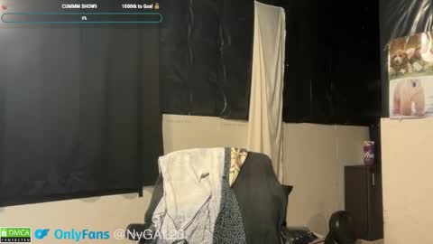 nygal23 online show from April 19, 2026, 1:49 am