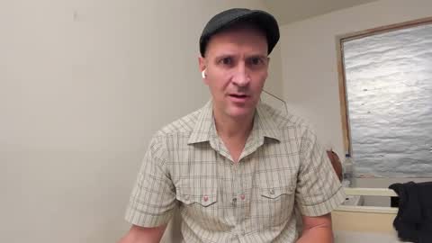 Snapshot of nyhudsonvalleyfun chatting on November 11, 2025, 5:24 pm HudsonValleyNYfun online show from November 11, 2025, 5:24 pm