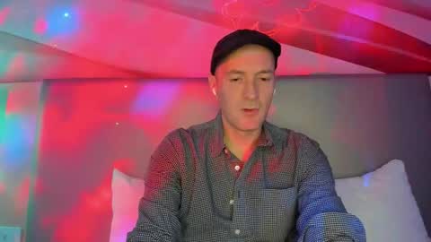 Snapshot of nyhudsonvalleyfun chatting on December 4, 2025, 7:22 pm HudsonValleyNYfun online show from December 4, 2025, 7:22 pm