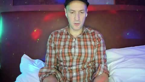 Snapshot of nyhudsonvalleyfun chatting on January 7, 2026, 3:31 am HudsonValleyNYfun online show from January 7, 2026, 3:31 am