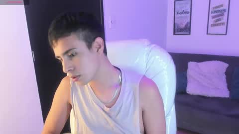 Snapshot of nyko_ds chatting on June 2, 2026, 8:00 pm nyko_ds online show from June 2, 2026, 8:00 pm