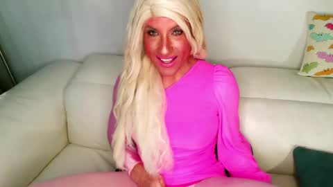 Breanna Rae online show from October 21, 2025, 1:39 am