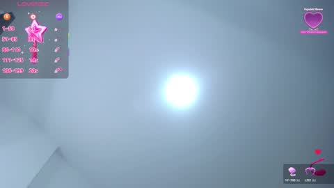 Nyra naomi online show from November 14, 2025, 5:39 am