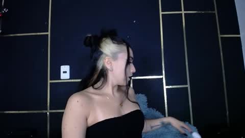 nyx1126 online show from March 1, 2025, 12:45 pm