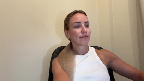 Anastasia online show from July 3, 2026, 7:15 am