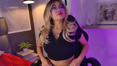 Snapshot of nyxjones chatting on July 29, 2026, 2:04 pm Nyx online show from July 29, 2026, 2:04 pm