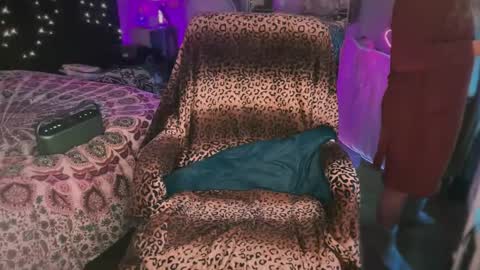 nyxxen online show from March 14, 2026, 2:06 am