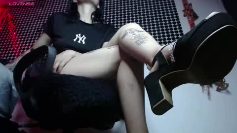 obey_missraven online show from November 12, 2025, 10:26 am