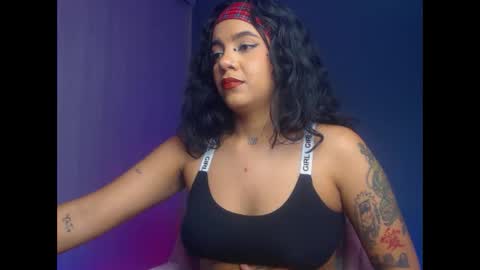 Snapshot of obeyval chatting on September 16, 2025, 12:00 am Vale online show from September 16, 2025, 12:00 am