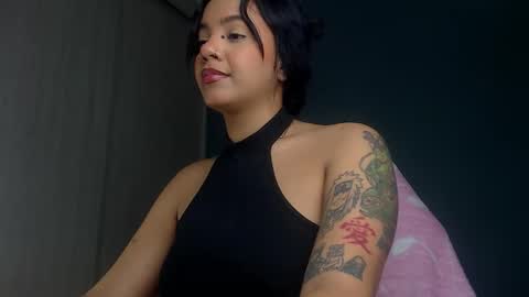 Snapshot of obeyval chatting on October 2, 2025, 11:34 pm Vale online show from October 2, 2025, 11:34 pm