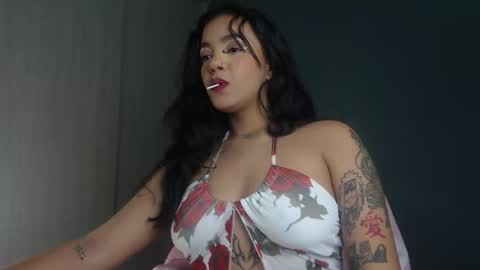 Snapshot of obeyval chatting on October 14, 2025, 1:06 am Vale online show from October 14, 2025, 1:06 am