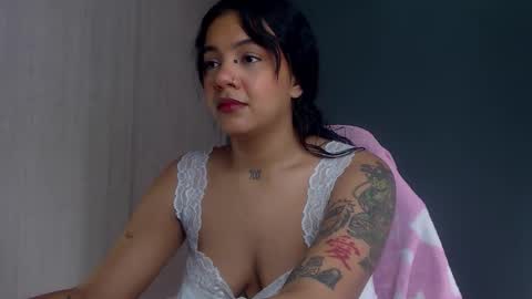 Snapshot of obeyval chatting on October 20, 2025, 2:28 pm Vale online show from October 20, 2025, 2:28 pm