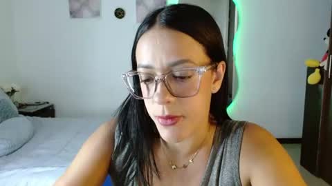 Snapshot of obsidian_love1 chatting on July 18, 2026, 1:43 am obsidian_love1 online show from July 18, 2026, 1:43 am