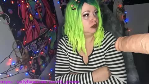 Snapshot of occvlt_qveen chatting on December 22, 2024, 8:27 am occvlt qveen online show from December 22, 2024, 8:27 am