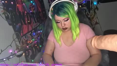 Snapshot of occvlt_qveen chatting on January 7, 2025, 5:33 am occvlt qveen online show from January 7, 2025, 5:33 am