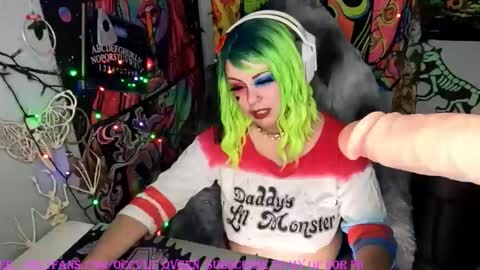 Snapshot of occvlt_qveen chatting on October 14, 2025, 11:05 pm occvlt qveen online show from October 14, 2025, 11:05 pm