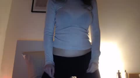 Snapshot of ocean_eyess_ chatting on December 1, 2025, 8:25 pm Kate my ONLYFANS katy ocean online show from December 1, 2025, 8:25 pm