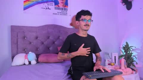 Cris online show from February 20, 2026, 3:03 am