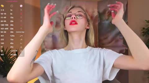 Lynna online show from February 6, 2026, 11:02 am