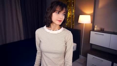 Thea online show from February 26, 2025, 3:41 pm