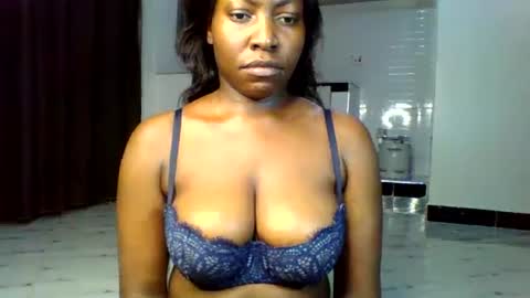 Snapshot of odrienna chatting on July 28, 2026, 8:01 pm odrie online show from July 28, 2026, 8:01 pm