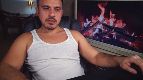 officeman7 online show from January 30, 2025, 4:34 pm