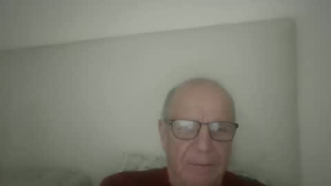 Snapshot of oggi95 chatting on March 19, 2026, 3:16 pm oggi95 online show from March 19, 2026, 3:16 pm