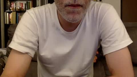 Snapshot of oggs48 chatting on May 31, 2026, 9:49 pm oggs48 online show from May 31, 2026, 9:49 pm