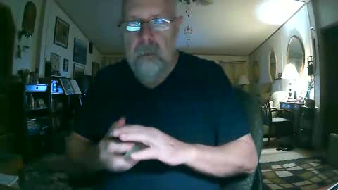 Snapshot of ogusmaximus chatting on November 5, 2025, 12:05 pm Formerly Justlust online show from November 5, 2025, 12:05 pm