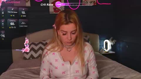 Snapshot of oh_my_julia chatting on November 5, 2025, 5:46 pm oh_my_julia online show from November 5, 2025, 5:46 pm