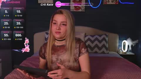 Snapshot of oh_my_julia chatting on November 8, 2025, 6:29 pm oh_my_julia online show from November 8, 2025, 6:29 pm