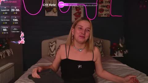 Snapshot of oh_my_julia chatting on December 13, 2025, 7:53 pm oh_my_julia online show from December 13, 2025, 7:53 pm