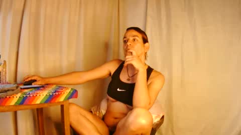 Snapshot of oh_tique chatting on February 12, 2025, 7:02 pm LU online show from February 12, 2025, 7:02 pm