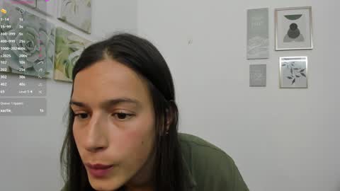 ohanna_ online show from March 8, 2025, 11:39 pm