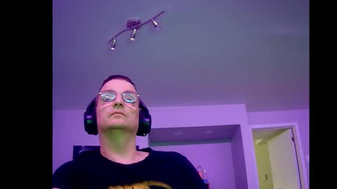 Snapshot of ohbitt chatting on February 5, 2026, 4:06 am ohbitt online show from February 5, 2026, 4:06 am