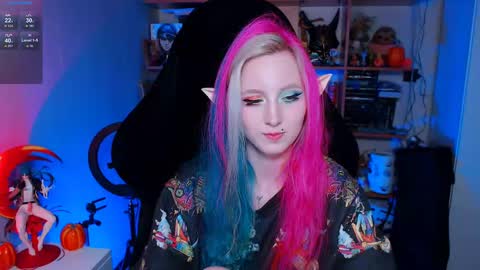 Clementine  Clem  online show from December 5, 2024, 10:33 am