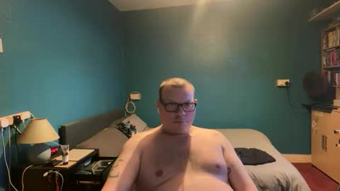ohdannyboy2026 online show from May 21, 2026, 5:42 pm